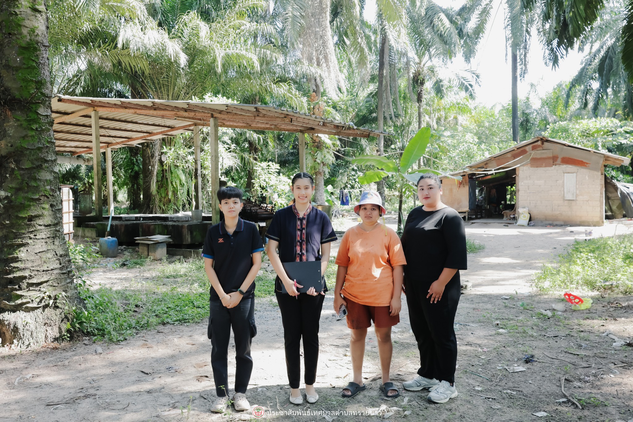 ลงพื้นที่ตรวจติดตามกิจการที่ยื่นคำร้องขอใบอนุญาตจัดตั้งกิจการที่เป็นอันตรายต่อสุขภาพ พ.ศ.2563  ซึ่งอยู่ในพื้นที่ของเทศบาลตำบลทรายขาว